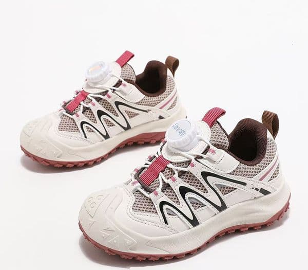 2025 Childrens shoes womens shoes casual shoes soft soles summer and autumn spinning and twisting sports shoes designer shoes H251126
