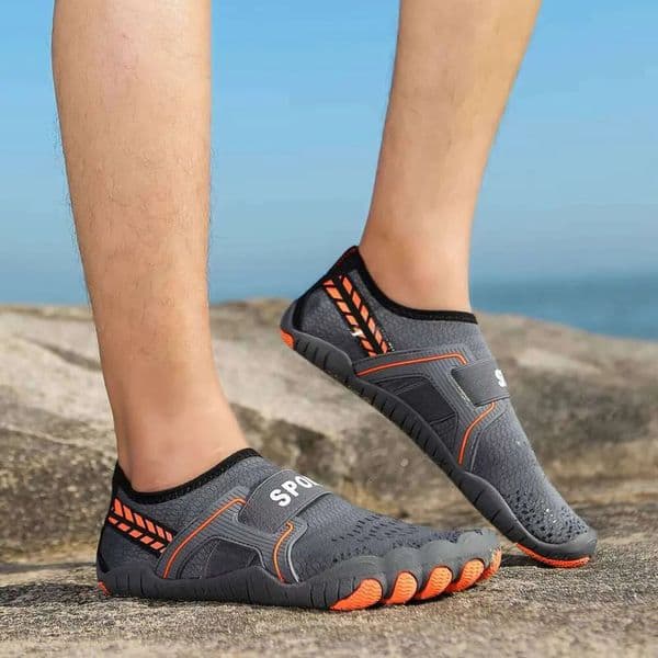 New Outdoor Hiking Barefoot Quick Dry Wading Beach Sneakers Five Finger Water Sports Shoes for Outdoor & Water Activities