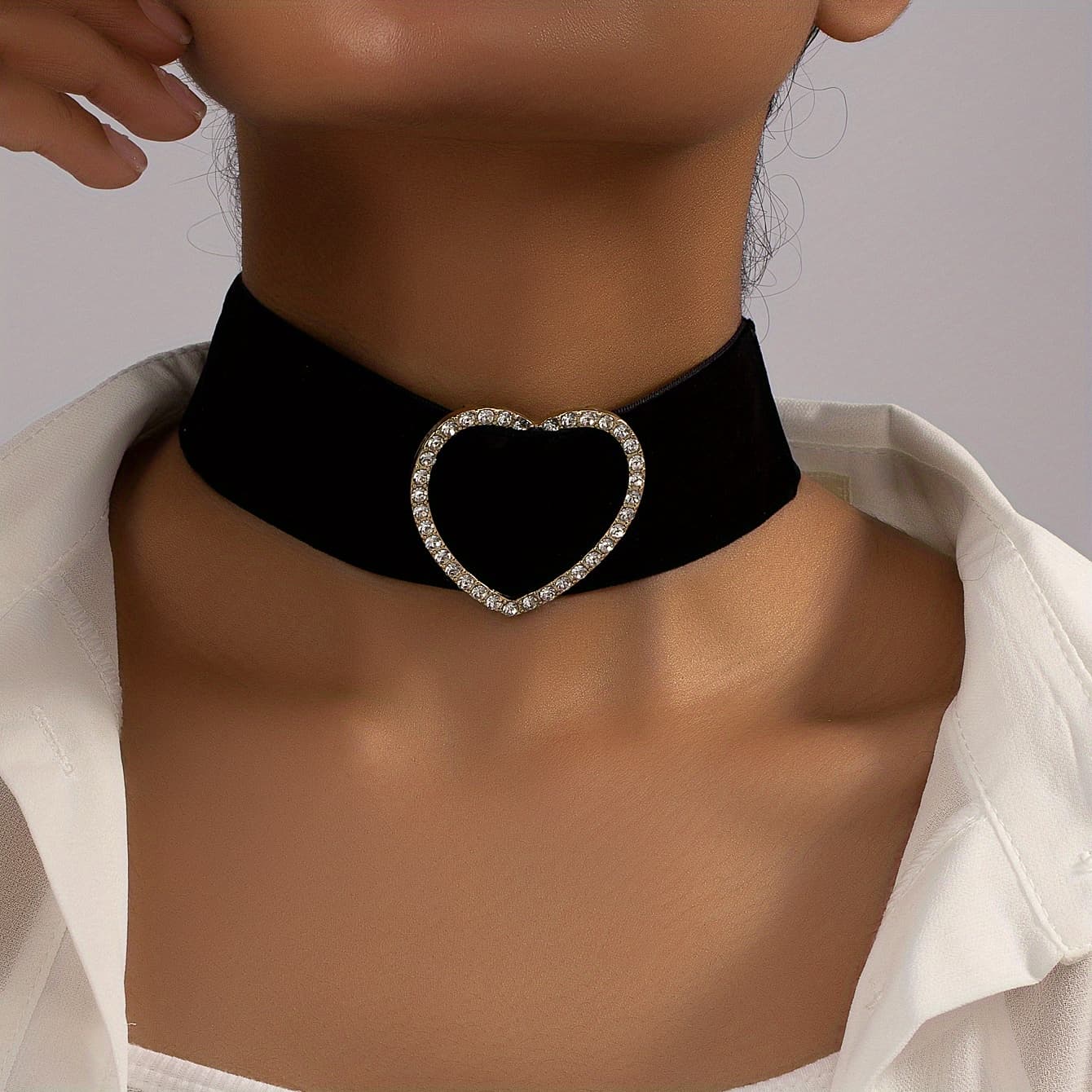 TEMU A Gothic Minimalist Black Short Necklace For Women, Perfect For Gifting And Everyday Wear