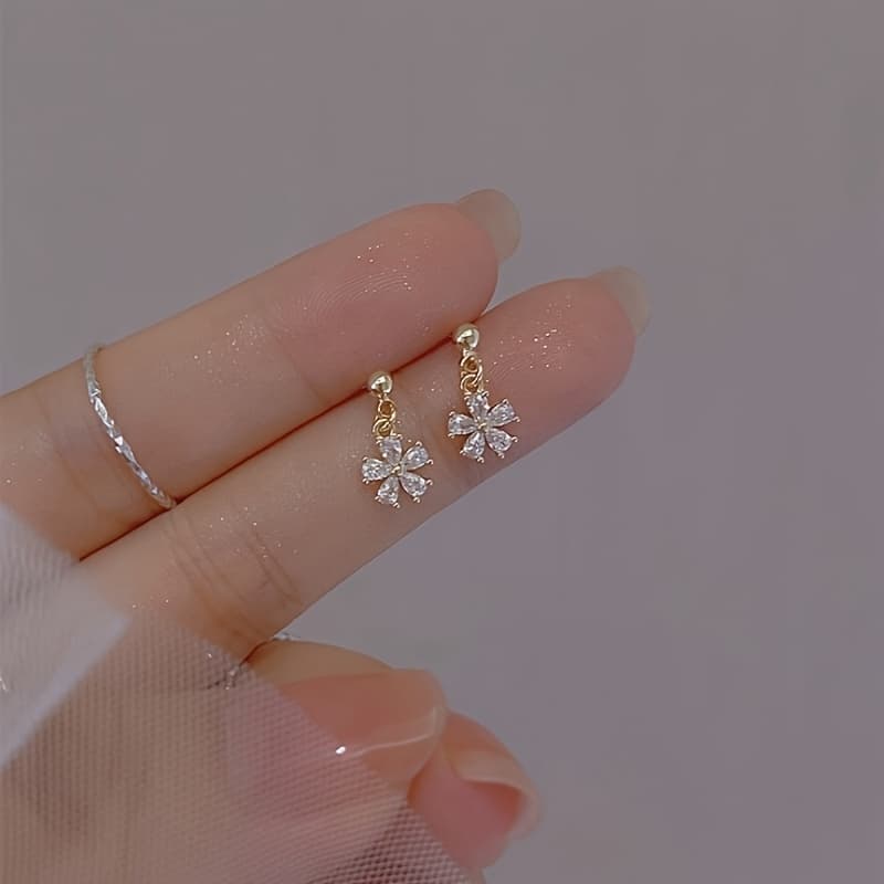 TEMU Beads Flashing Flower Earrings Ladies Elegant Design Earrings Suitable For Party.