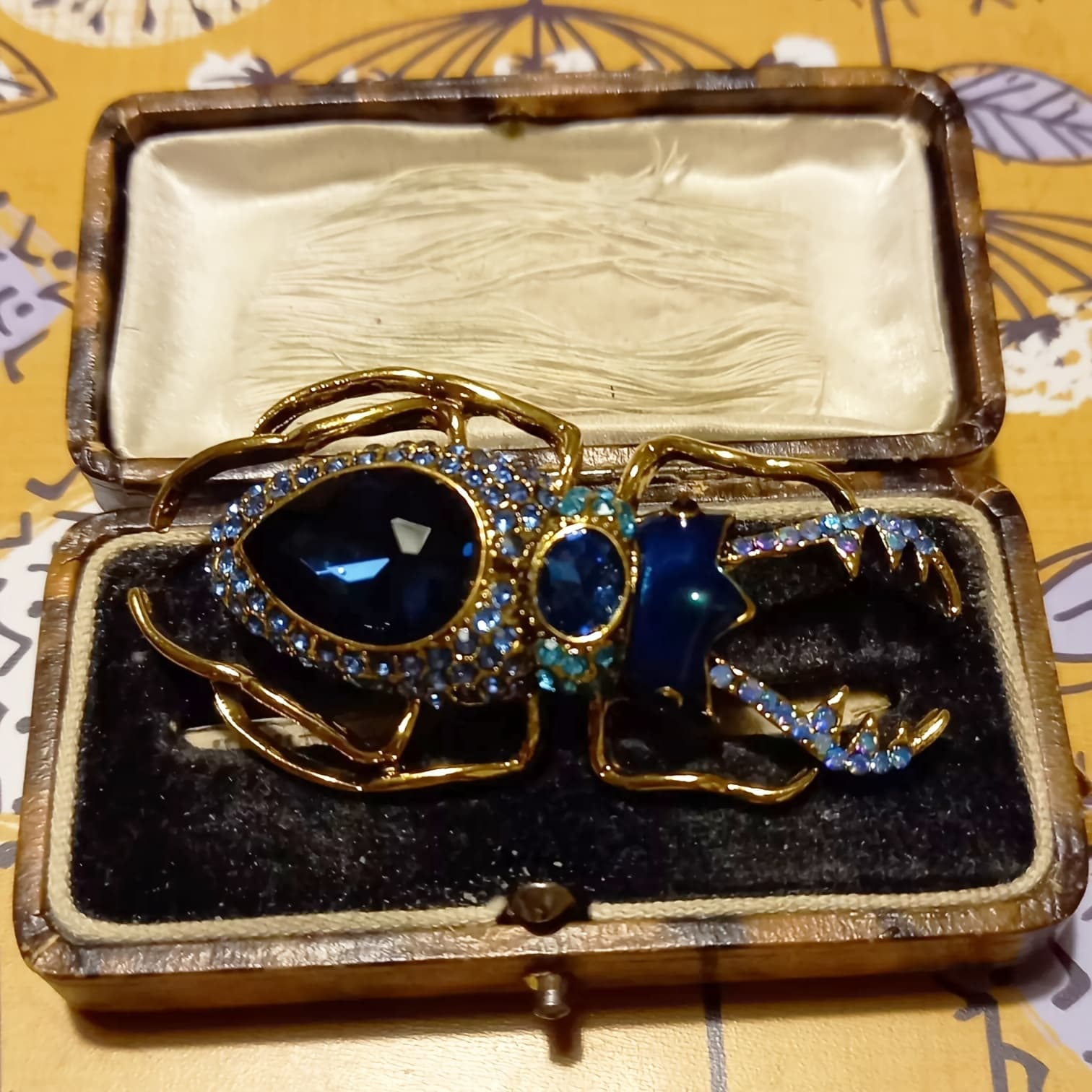 TEMU Large Brooch In A Featuring Synthetic Gems | Elegant Additions For Women's Coats And Parties | Bohemian Aesthetic With