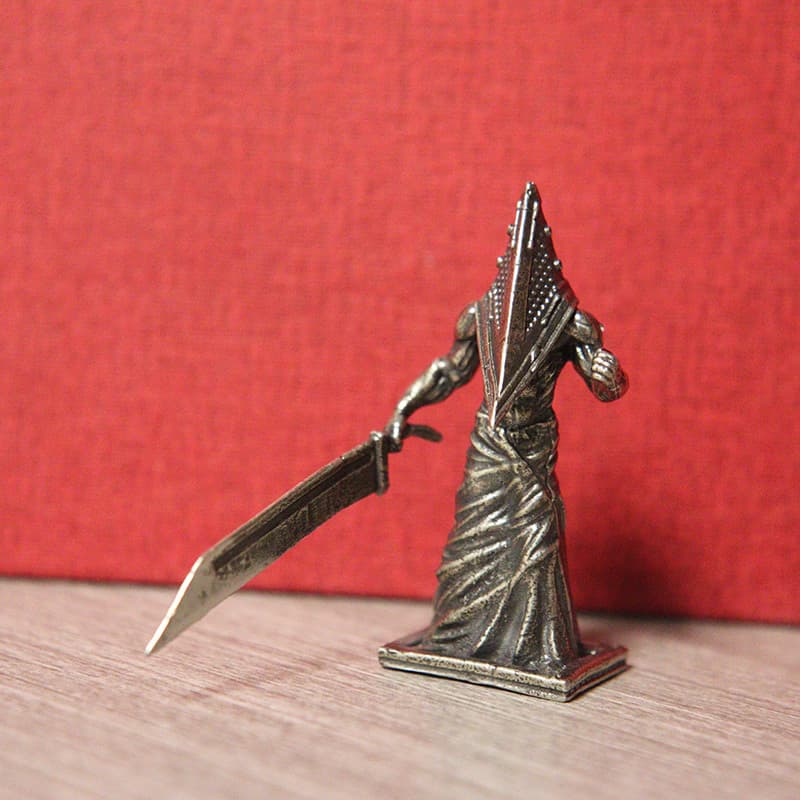 TEMU 1pc Vintage White Brass Pyramid Miniature Figurine -- War Chess Model, Collectible Tabletop Game Piece & Desktop Decoration, Holiday Gift For Men, Durable Brass Statues For /car/for