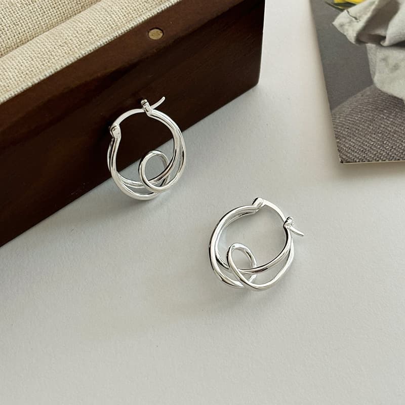 TEMU Elegant S925 Sterling Silver Knot Hoop Earrings - Unique Twisted Design, Hypoallergenic, Korean- Fashion Jewelry - Ideal Gift For Girlfriend, Casual Wear, Novelty Earrings