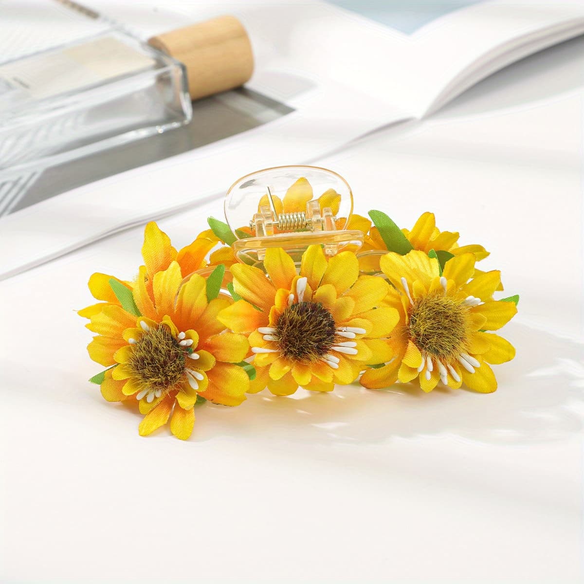 TEMU 1pc Sunflower Hair Claw Clip, Plastic No Scalp Shark Claw For Photo