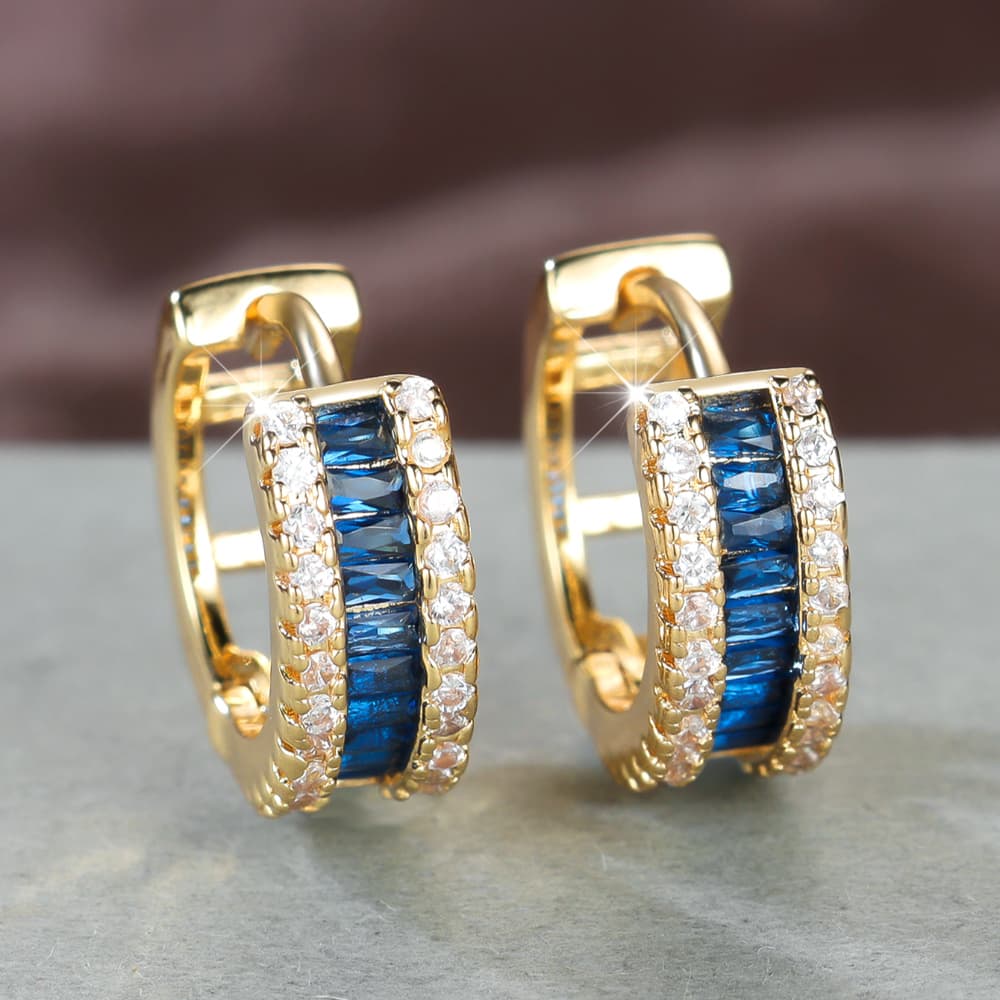 TEMU A Pair Of Classic -cut Four-prong White Synthetic Synthetic Zirconia Halo Hoop Earrings With A Vintage Exquisite Design, A Bridal Gift