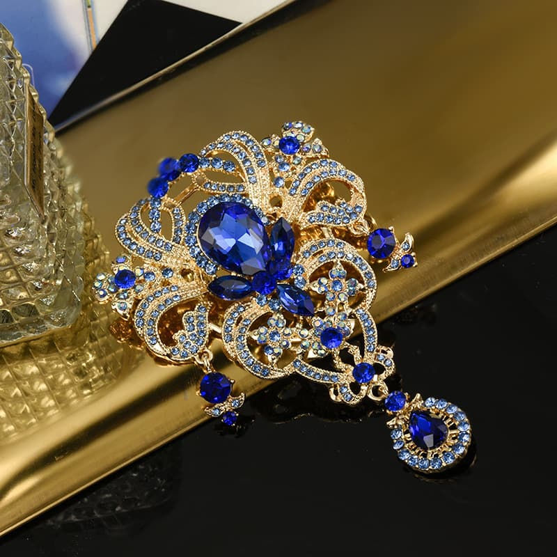 TEMU Sparkling Flower Brooch For Women - Fashion Accessory For Scarves, Shawls & Clothing - ,
