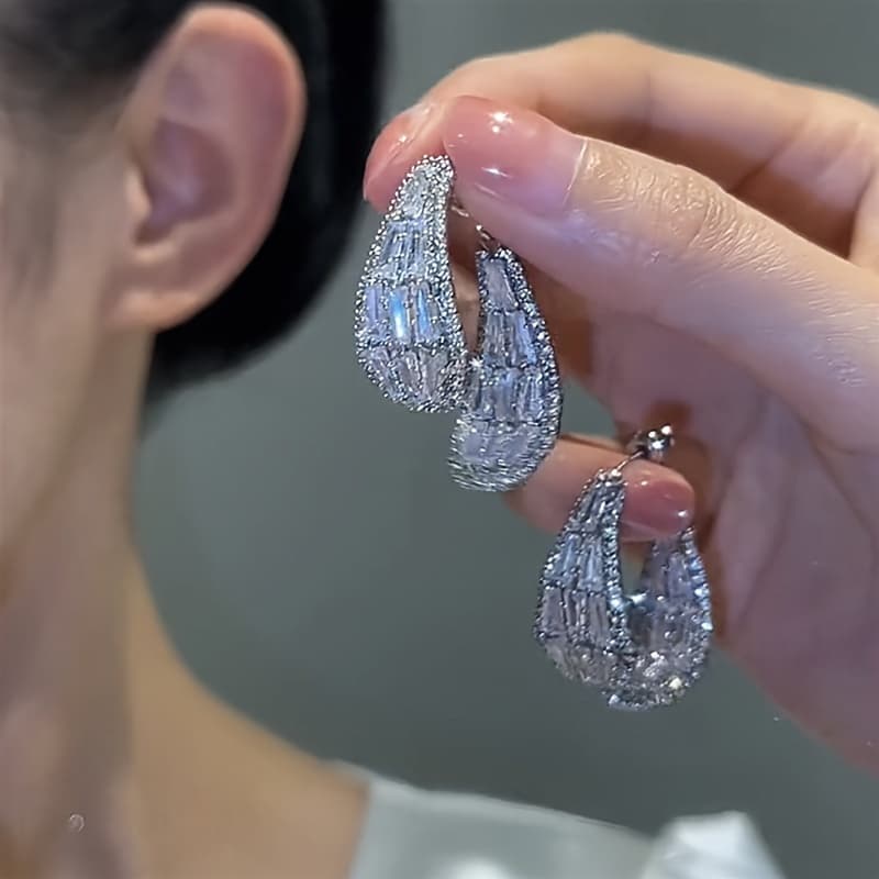 TEMU A Pair Of French Zirconia And Back Wearing Light Earrings With Low Allergy 925 Universal Earrings Unique And Unique Women's Holiday Gifts