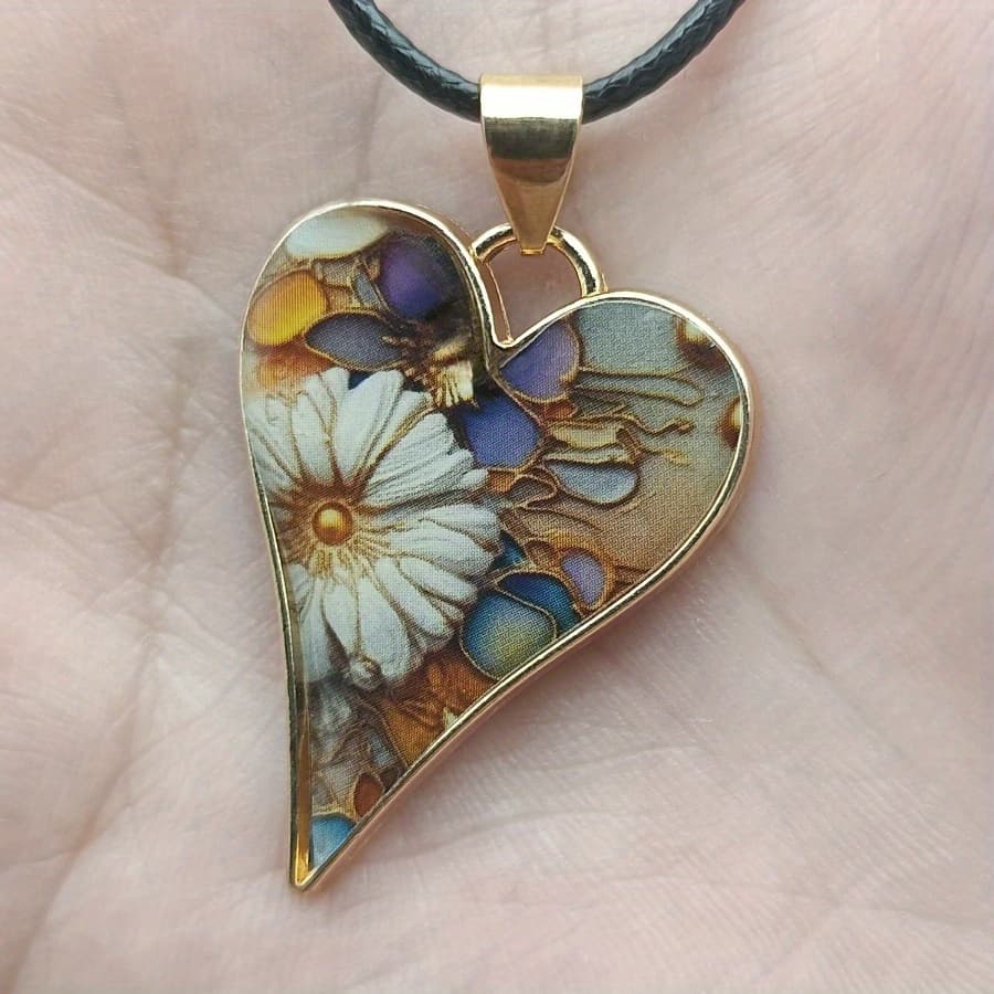 TEMU 1pc Stylish And Beautiful Creative Multi-colored Flower Love Necklace, Men's And Women's Necklace, Perfect Anniversary Gift Jewelry Gift For Relatives And