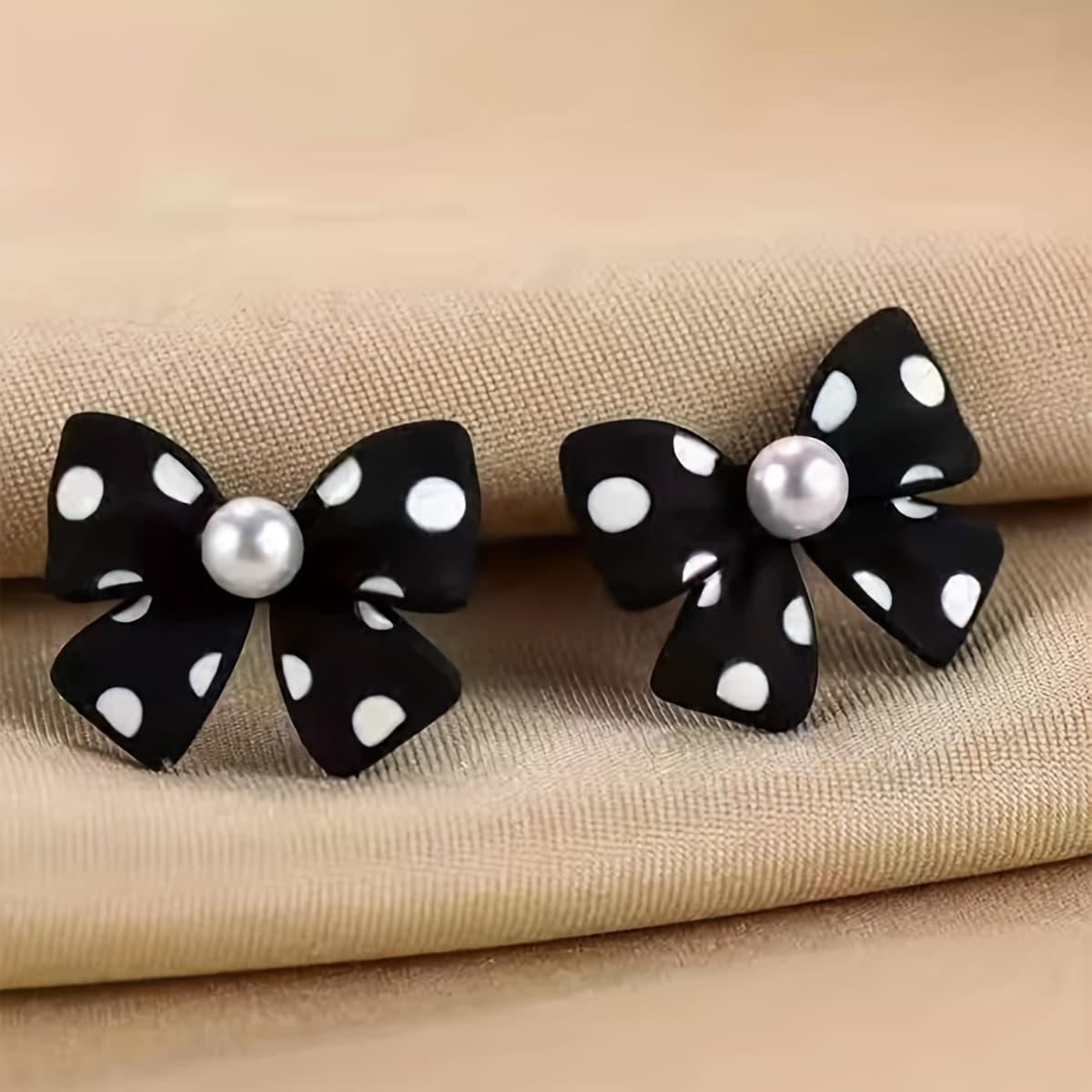 TEMU Women's Elegant Polka Dot Bow Earrings - Black & White Center, Everyday & Formal Events, Perfect Gift For Christmas, Valentine's, Birthday - Jewelry Accessories For Women, Best For Christmas