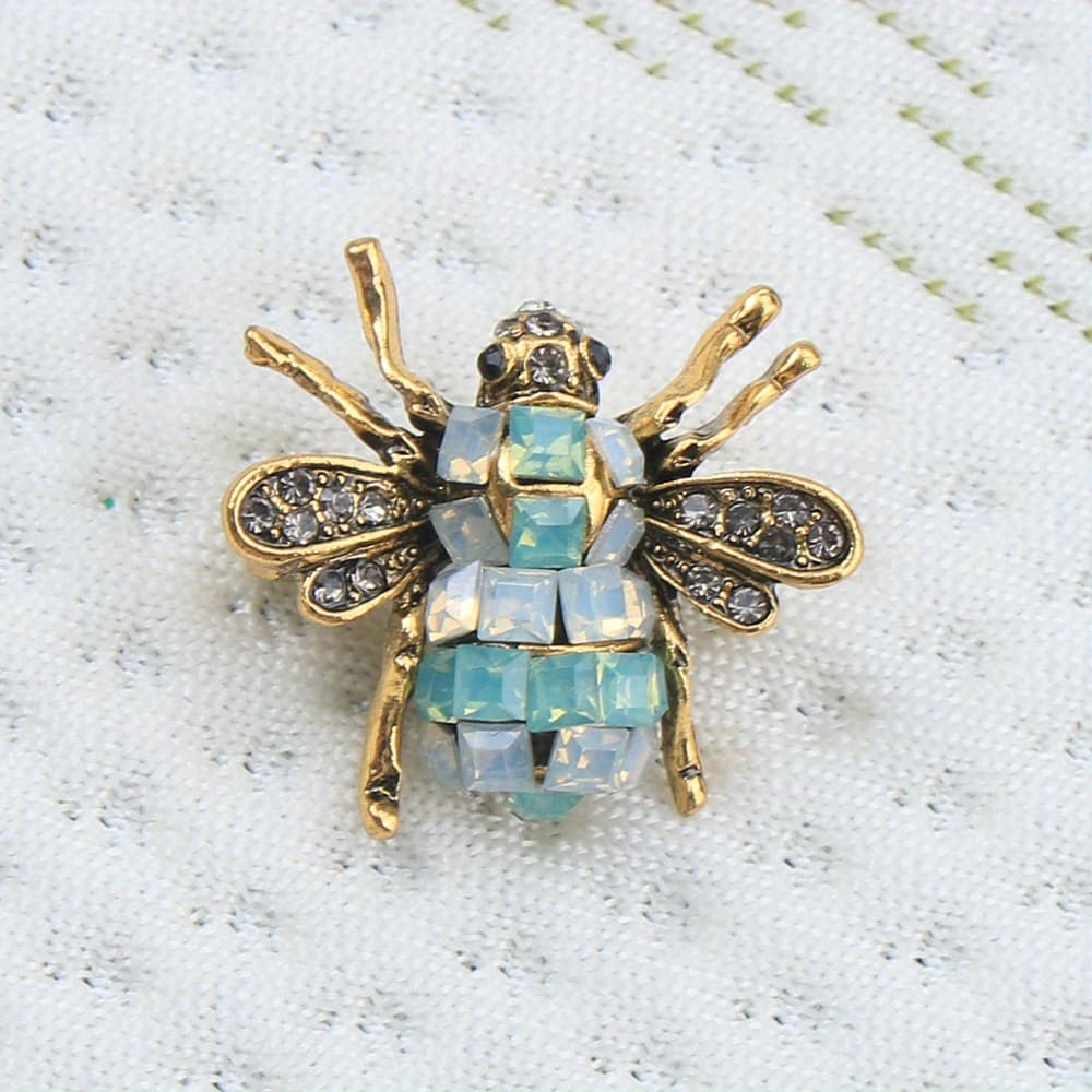 TEMU Chic Vintage Bee Brooch With Sparkling Rhinestones - Fashionable Alloy Animal Pin For Women