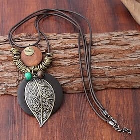 Women's necklace Vintage Outdoor Leaf Necklaces