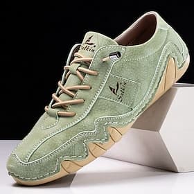 Grüne Casual-Sneakers aus Kunstleder für Herren mit einzigartigen Nähten und Schnürdesign, bequem und stilvoll für den Alltag