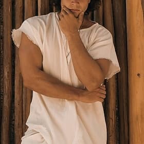 Homme Chemise en lin T-shirt Manche Courte Col ras du cou Été Printemps Couleur Unie Élégant Neutre Quotidien Col rond École Entraînement Extérieur Beige T-shi