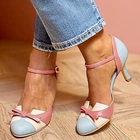 escarpins rétro bicolores à talons hauts pour femme – bride cheville avec détail nœud rose et bleu, parfaits pour les tenues d'inspiration vintage et les looks