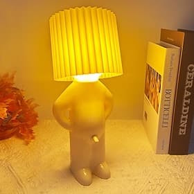 Lustige Tischlampe mit USB-Anschluss und witzigem Ein-/Ausschalter – ein humorvolles Nachtlicht für schüchterne Jungen. Ein witziges Geschenk für Erwachsene, M