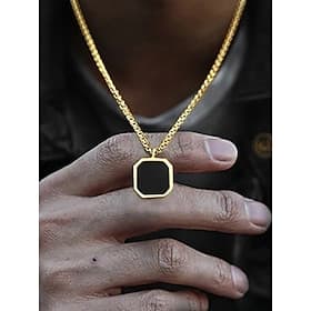 Schwarze Herren-Halskette mit quadratischem Anhänger aus Edelstahl – minimalistisches, geometrisches Ketten-Schmuckstück in Gold, Silber und Schwarz, modisches