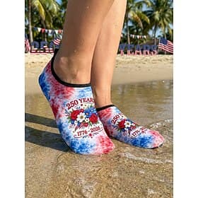 Women's Colorful USA Anniversary Floral Printed Water Shoes – Lightweight Quick-Dry Patriotic Beach Aqua Socks for Independence Day, Beach, Poolside Water Sp