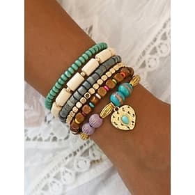 6-teiliges Armbandset im Boho-Stil mit Perlen aus einer Holzlegierung und Herzanhängern, dehnbarer Schmuck für Strandurlaub und Freizeit.