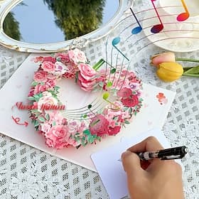 Carte musicale 3D pop-up, carte de vœux avec couronne de roses en forme de cœur et bouton vocal, cadeau audio pour elle, femme, maman, épouse - fête des mères,